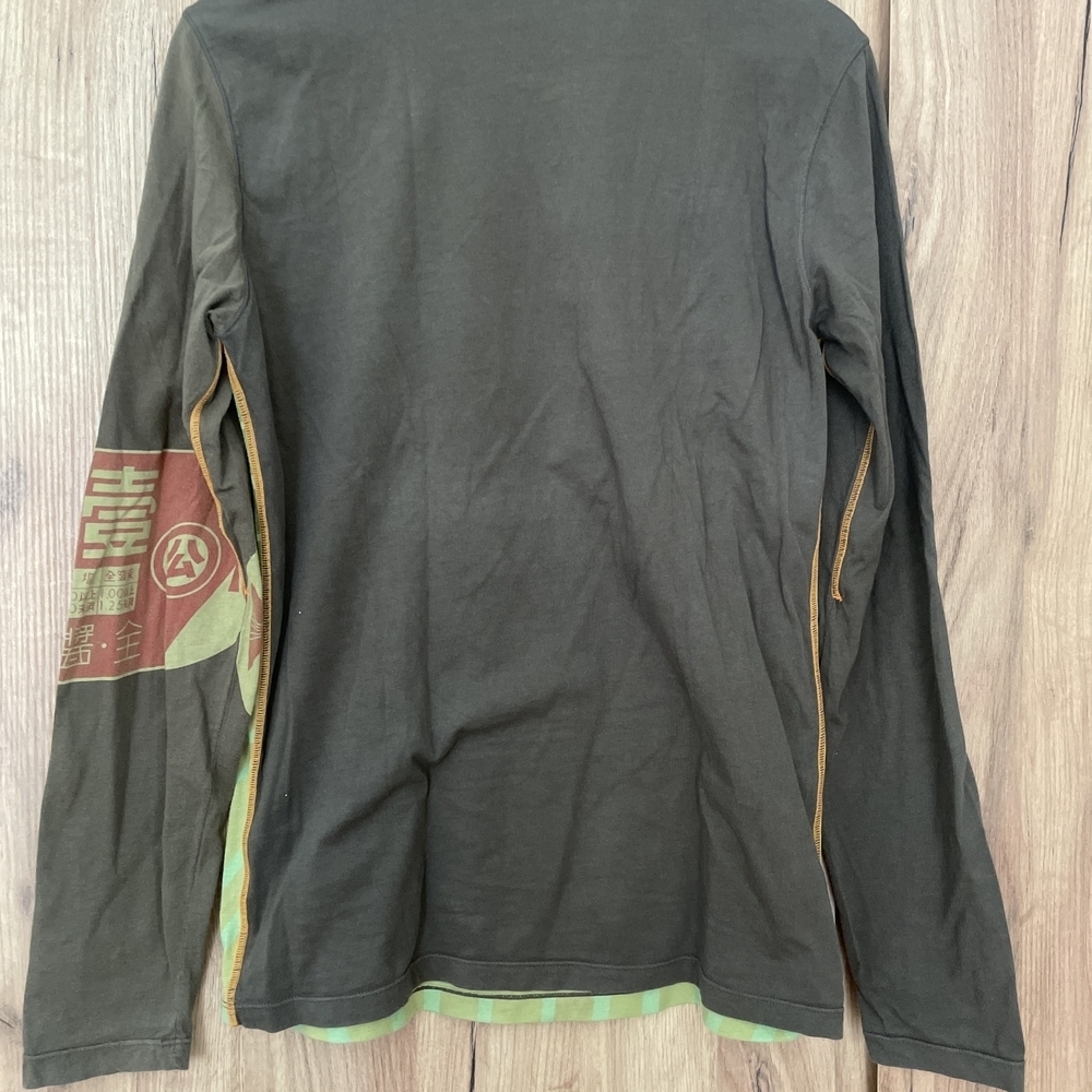 ✨ {Onsale 2027} Custo Barcelona Green and Black Long Sleeve Tee - Picture 5 of 7